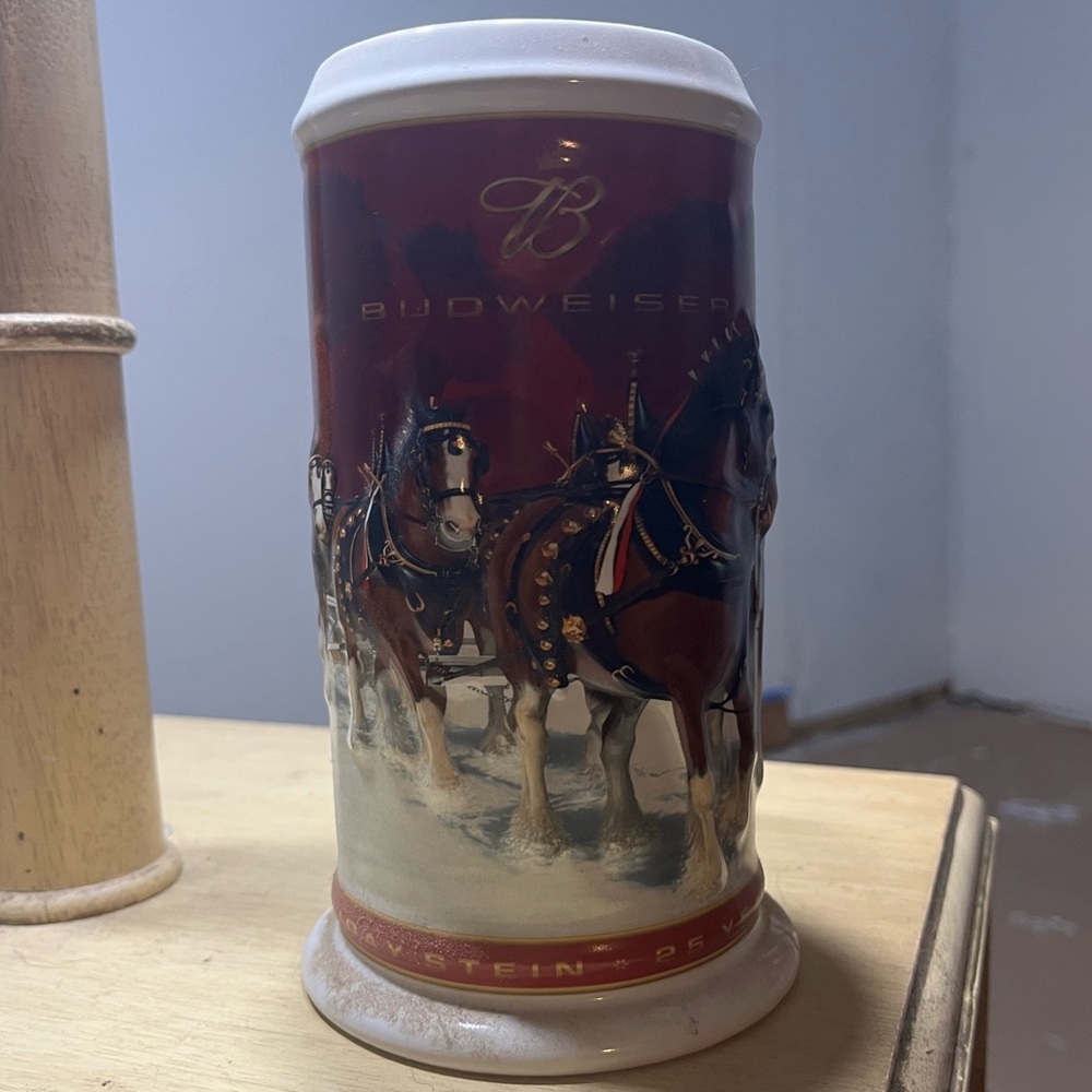 2004 Budweiser 25th Anniversary Holiday Stein, CS608